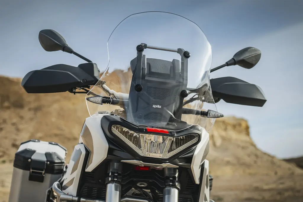 Aprilia_Tuareg_wall-image-2.webp